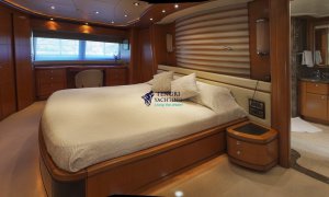 Motor Yacht Charter Ariela