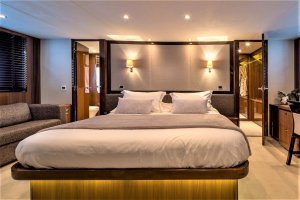 4 Life Princess 85 Yacht Available for Charter