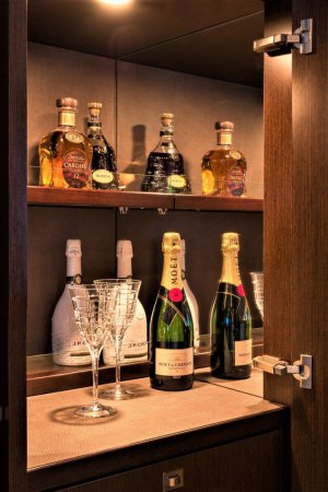 4 Life Princess 85 Yacht Available for Charter