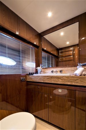 4 Life Princess 85 Yacht Available for Charter