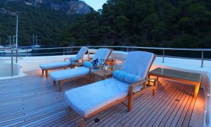 Motor Yacht Charter Ariela