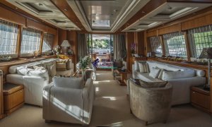 Motor Yacht Charter Ariela