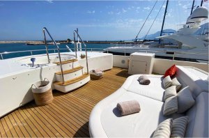 Yacht di Lusso LADY I Noleggio