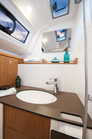Bavaria Cruiser 37 - 3 cab. - Crush - 2020