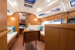 Bavaria Cruiser 37 - 3 cab. - Crush - 2020