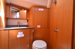 Bavaria Cruiser 41 - 3 cab. - Nergis - 2014