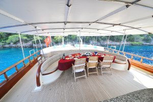 Gulet Charter Berrak Su