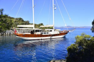 Gulet Charter Berrak Su