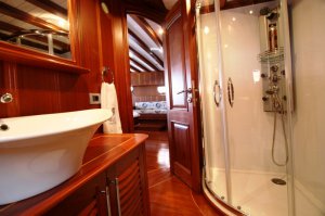 Gulet Biliz Available for Charter