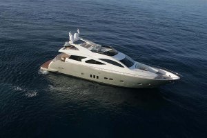 Yacht di Lusso Blue Angel