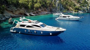 Yacht di Lusso Blue Angel