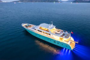 Alquiler de Lujo Yate Deep Water
