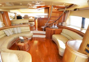 Lüks Kiralık Motor Yat CHILL OUT II Azimut 68 Evolution