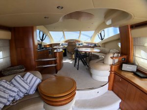 Location Yacht de Luxe Cosmos