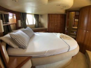Location Yacht de Luxe Cosmos