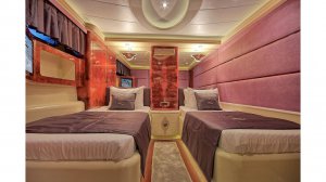 Аренда моторных яхт Crocus