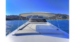 Аренда моторных яхт Crocus