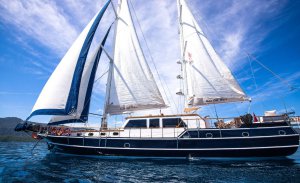 Gulet Dea Del Mare Available for Charter
