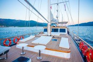 Gulet Dea Del Mare Available for Charter