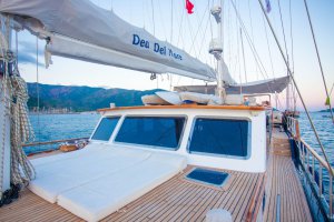 Gulet Dea Del Mare Available for Charter