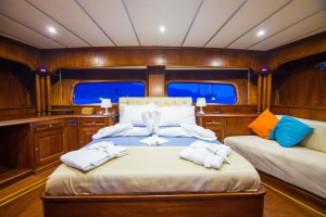 Gulet Dea Del Mare Available for Charter