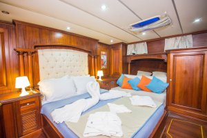 Gulet Dea Del Mare Available for Charter