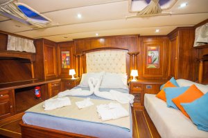 Gulet Dea Del Mare Available for Charter