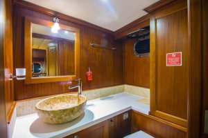 Gulet Dea Del Mare Available for Charter