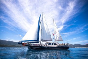 Gulet Dea Del Mare Available for Charter