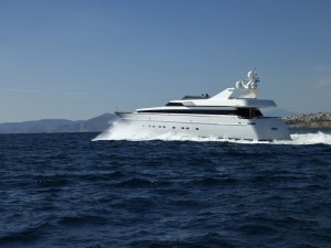 Feligo V Yacht Available for Charter