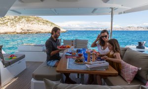 Fountaine Pajot Astrea 42 - 4 + 1 cab. - Osaya - 2020.