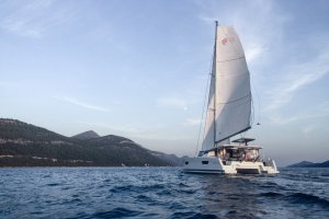 Fountaine Pajot Astrea 42 - Wave