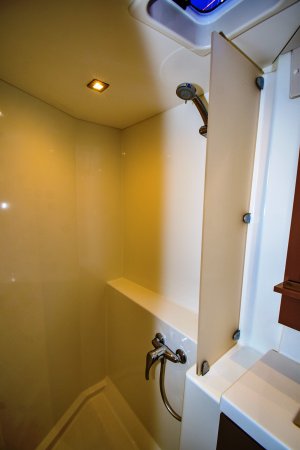 Fountaine Pajot Lucia 40 - 3 cab. - Amber - 2016