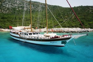 KAYA GUNERI 2 Gulet Available for Charter