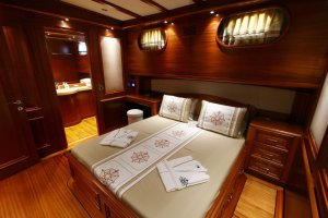 KİRALIK GULET KAYA GUNERI 5