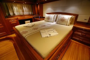 KİRALIK GULET KAYA GUNERI 5