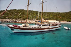 KAYA GUNERI 2 Gulet Available for Charter