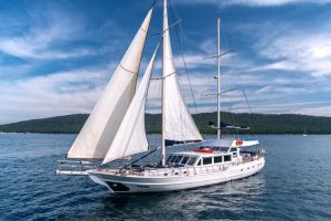 Gulet Maske Available for Charter Croatia