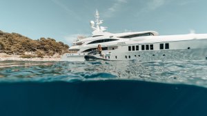 Yacht di Lusso O'MATHILDE Noleggio