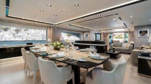 Yacht di Lusso O'MATHILDE Noleggio