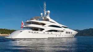 Yacht di Lusso O'MATHILDE Noleggio