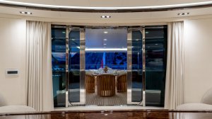 Yacht di Lusso O'MATHILDE Noleggio