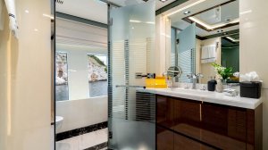 Yacht di Lusso O'MATHILDE Noleggio