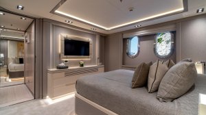 Yacht di Lusso O'MATHILDE Noleggio