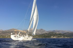 Oceanis 45 - 4 cab. - Slide