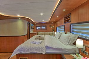 Gulet Queen of Salmakis Available for Charter