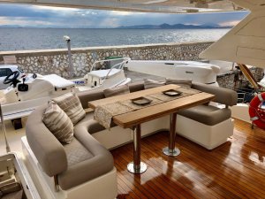 Location Yacht de Luxe Questa e Vita Grèce