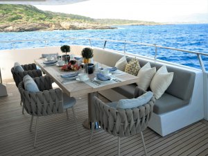 Location Yacht de Luxe Salina Grèce