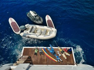 Location Yacht de Luxe Salina Grèce