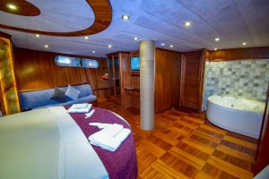 Noleggio Caicco Ugur 2005